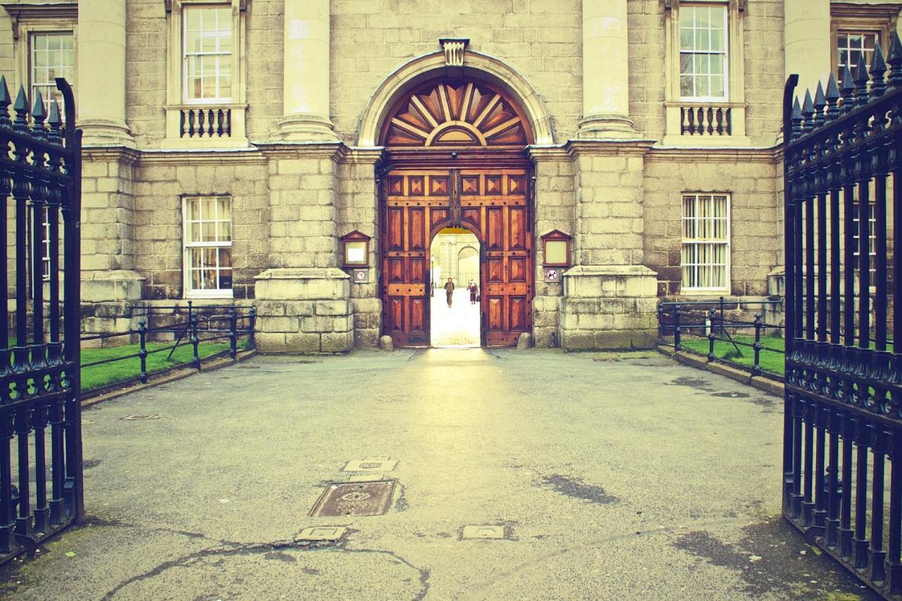 The Gate Hotel Dublin Exterior photo